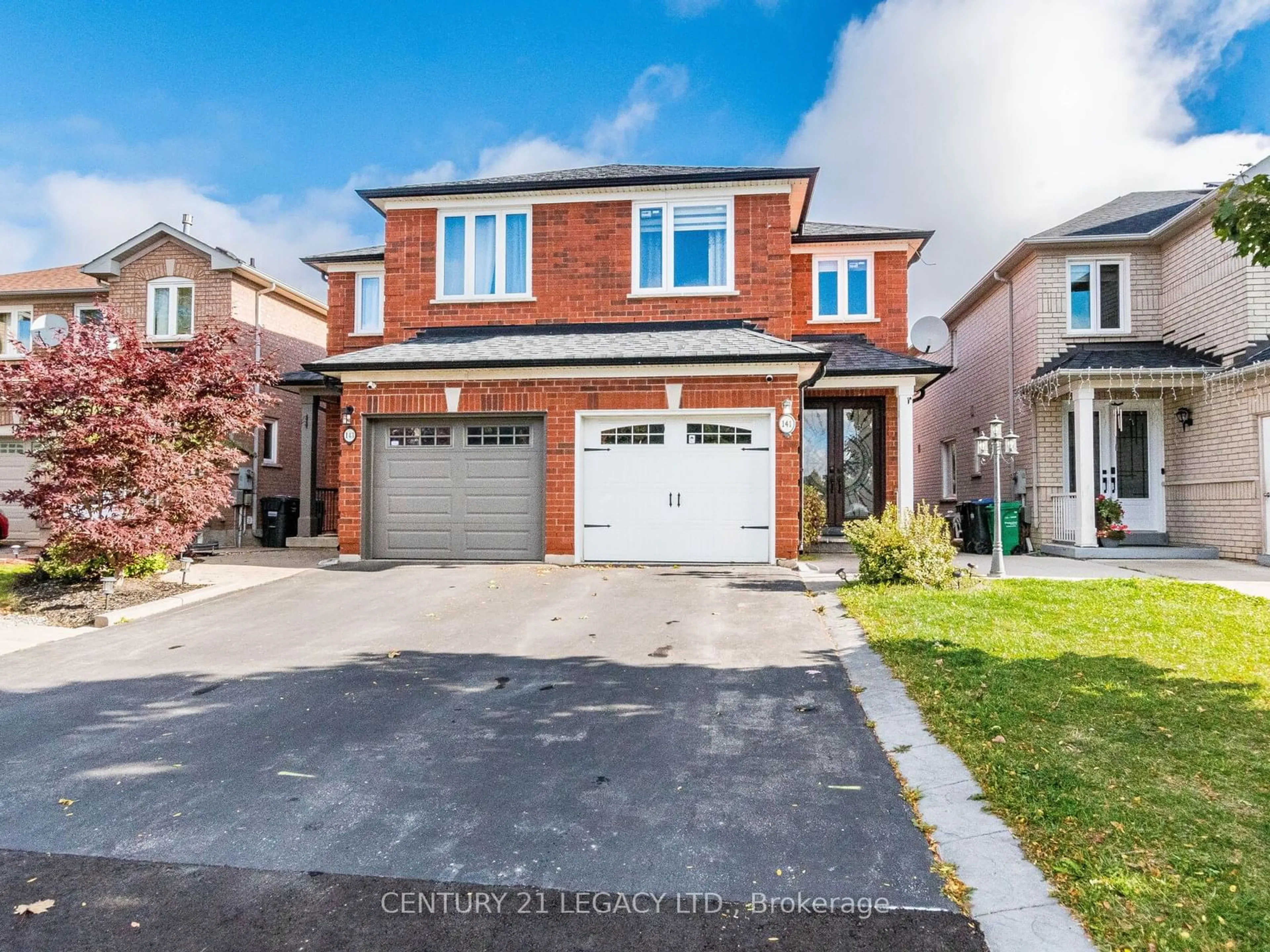 Home with brick exterior material for 141 Morningmist St, Brampton Ontario L6R 2B6