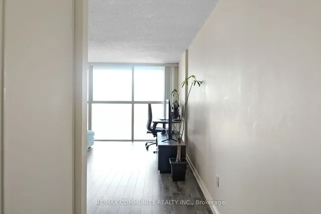 Additional property image - 4185 Shipp Dr Unit 2213