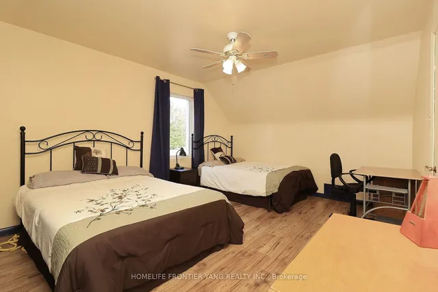 Additional property image - 194 Gamma St