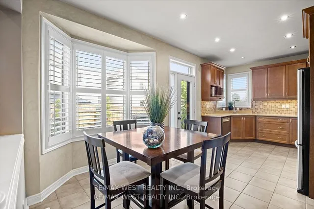 Additional property image - 17 Hawkridge Tr