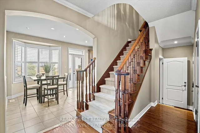 Additional property image - 17 Hawkridge Tr