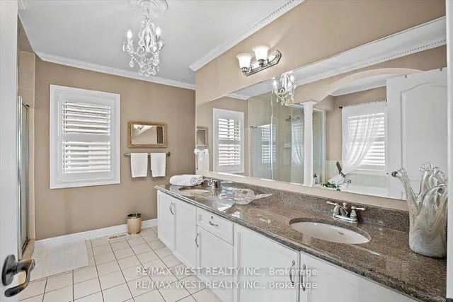 Additional property image - 17 Hawkridge Tr