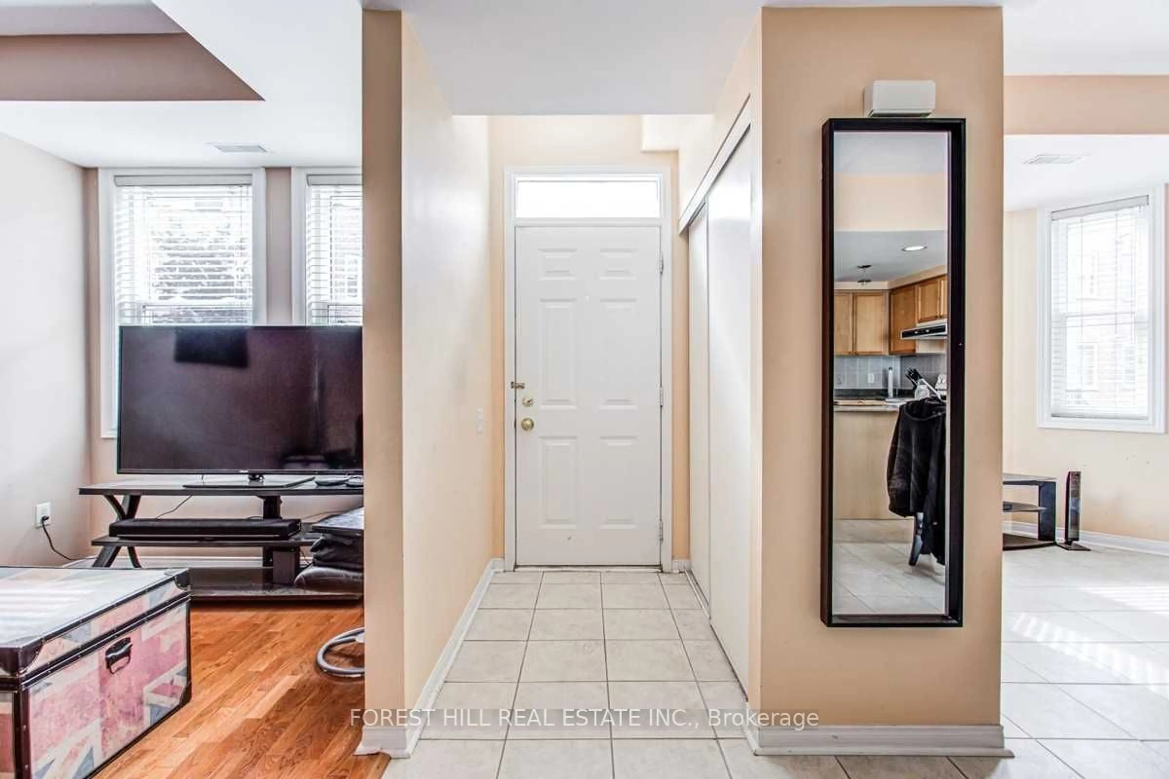 Indoor entryway, wood floors for 760 Lawrence Ave #43, Toronto Ontario M6A 3E7