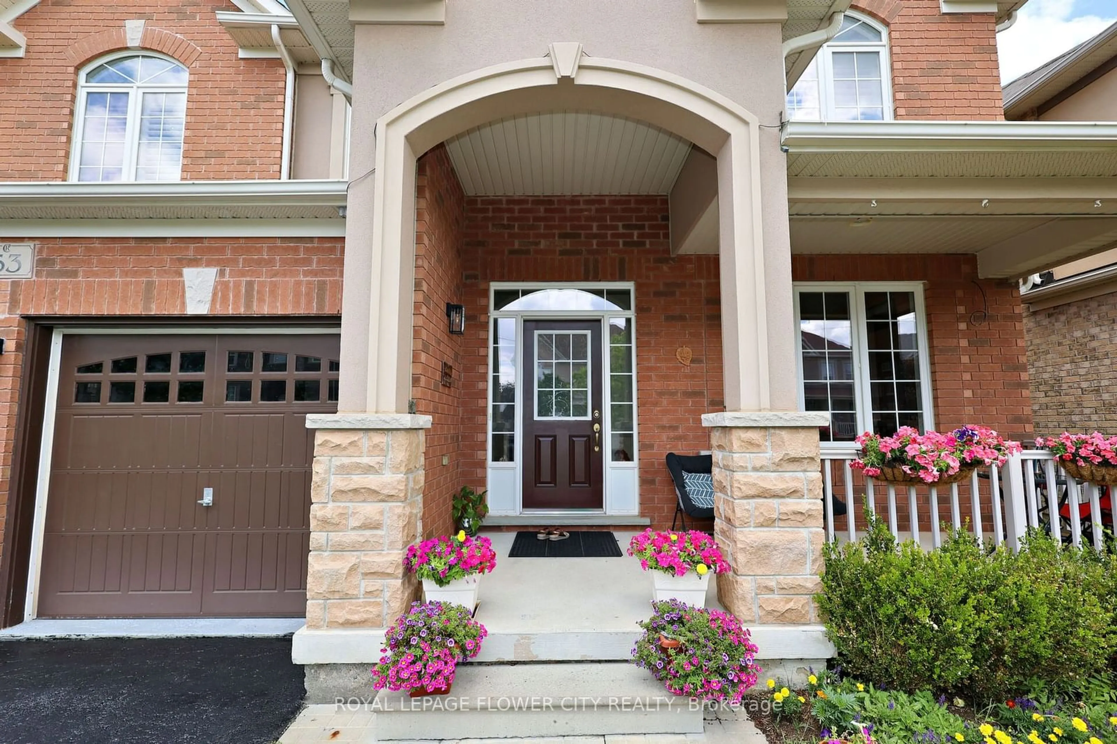 Home with brick exterior material for 53 Pathway Dr, Brampton Ontario L6X 0Z7