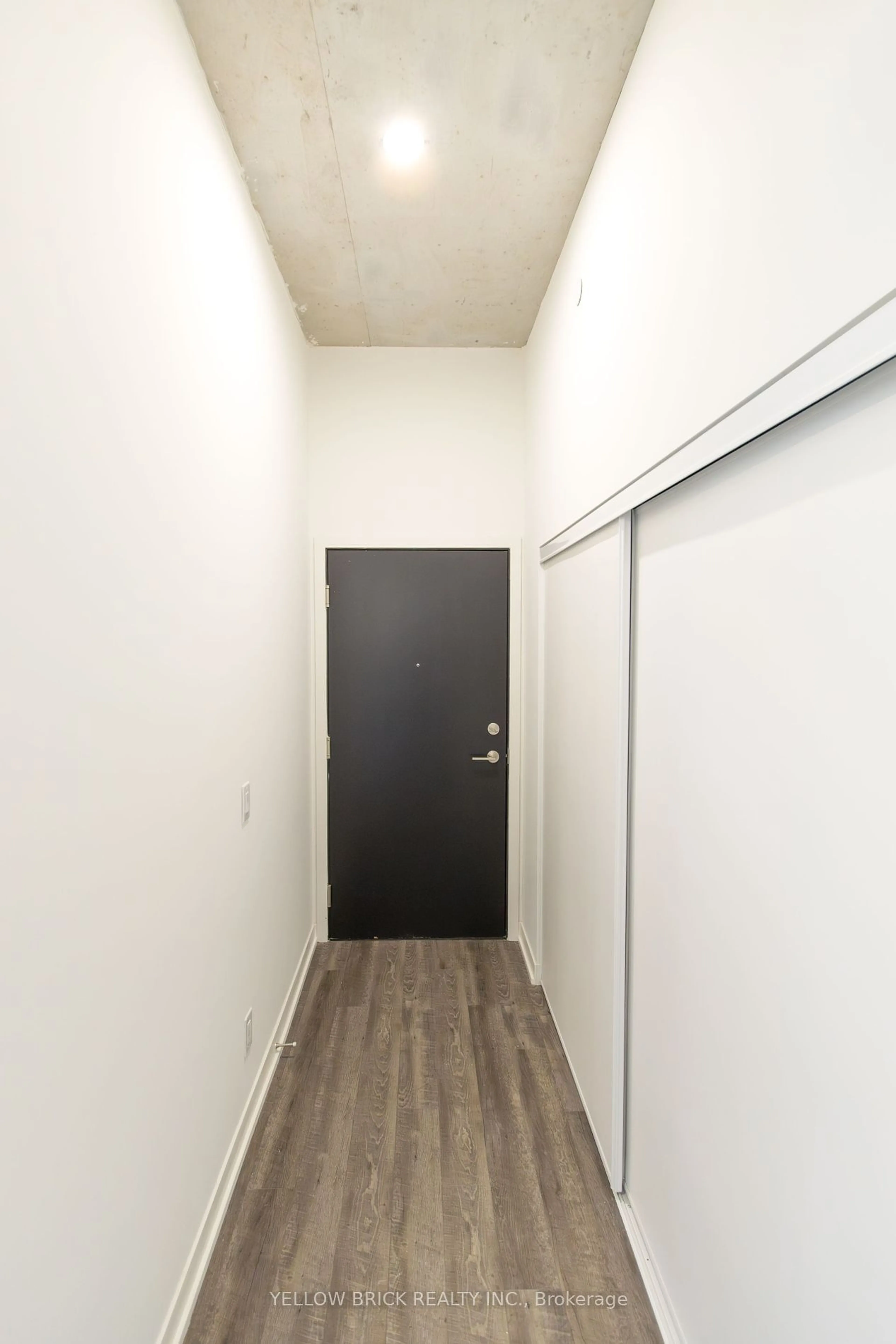 Indoor entryway, unknown floor for 1808 St. Clair Ave #716, Toronto Ontario M6N 0C1