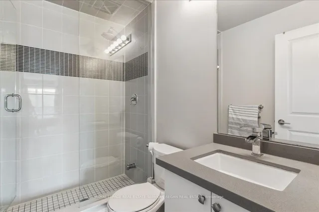 Additional property image - 216 Oak Park Blvd Unit 302