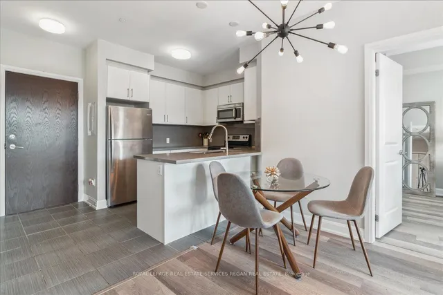 Additional property image - 216 Oak Park Blvd Unit 302