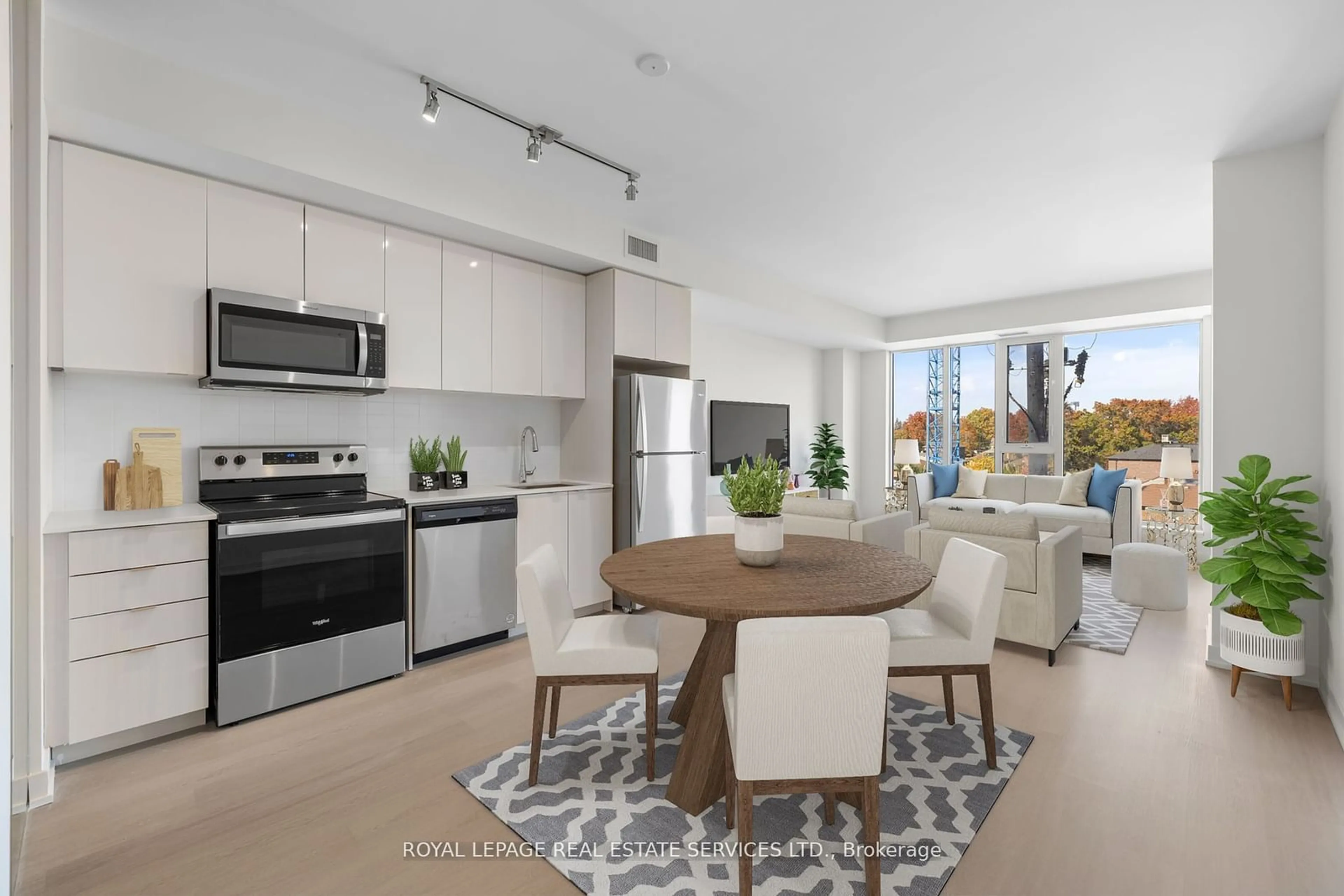 Open concept kitchen for 859 The Queensway #314, Toronto Ontario M8Z 1N8