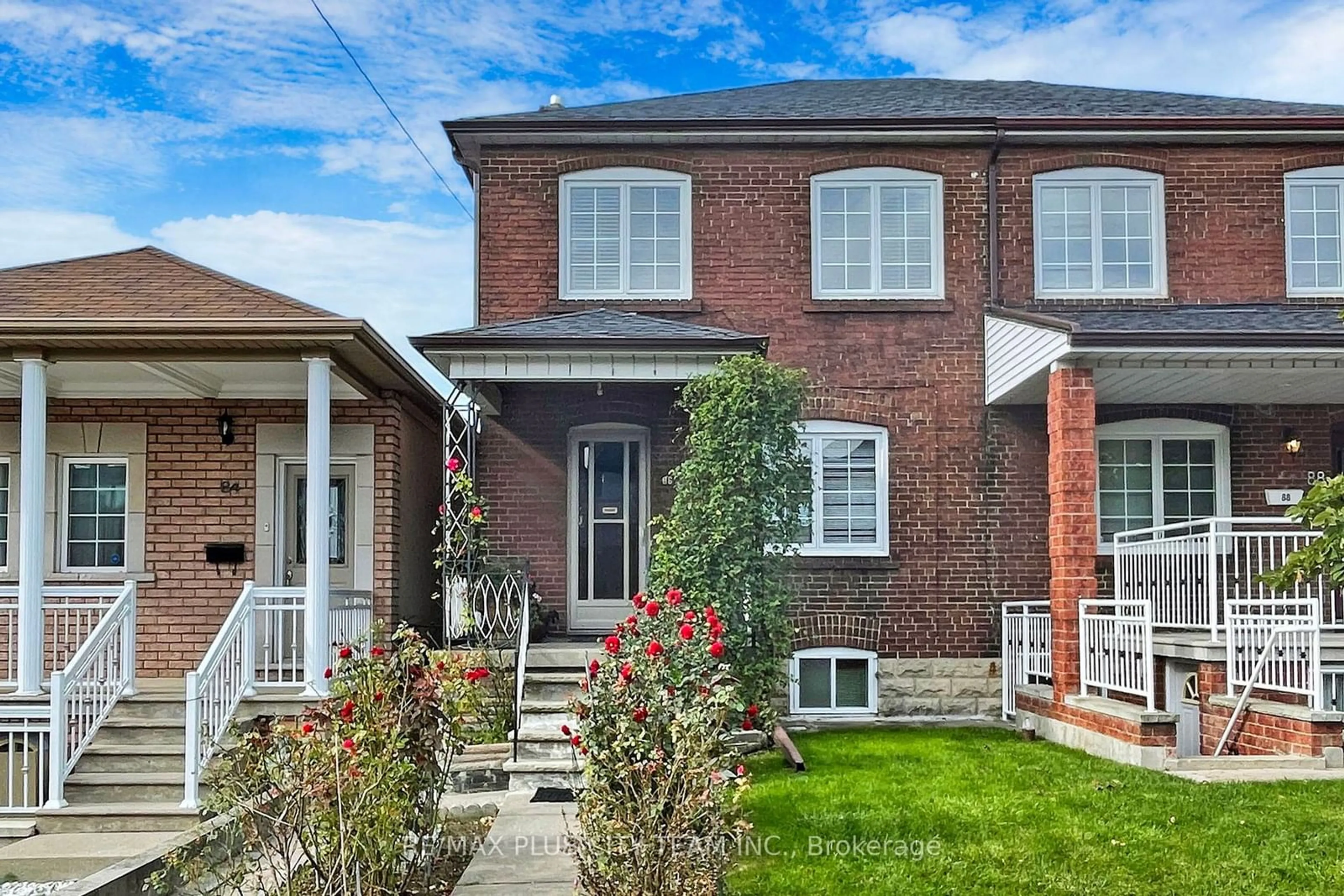 Home with brick exterior material for 86 Bristol Ave, Toronto Ontario M6H 3J9