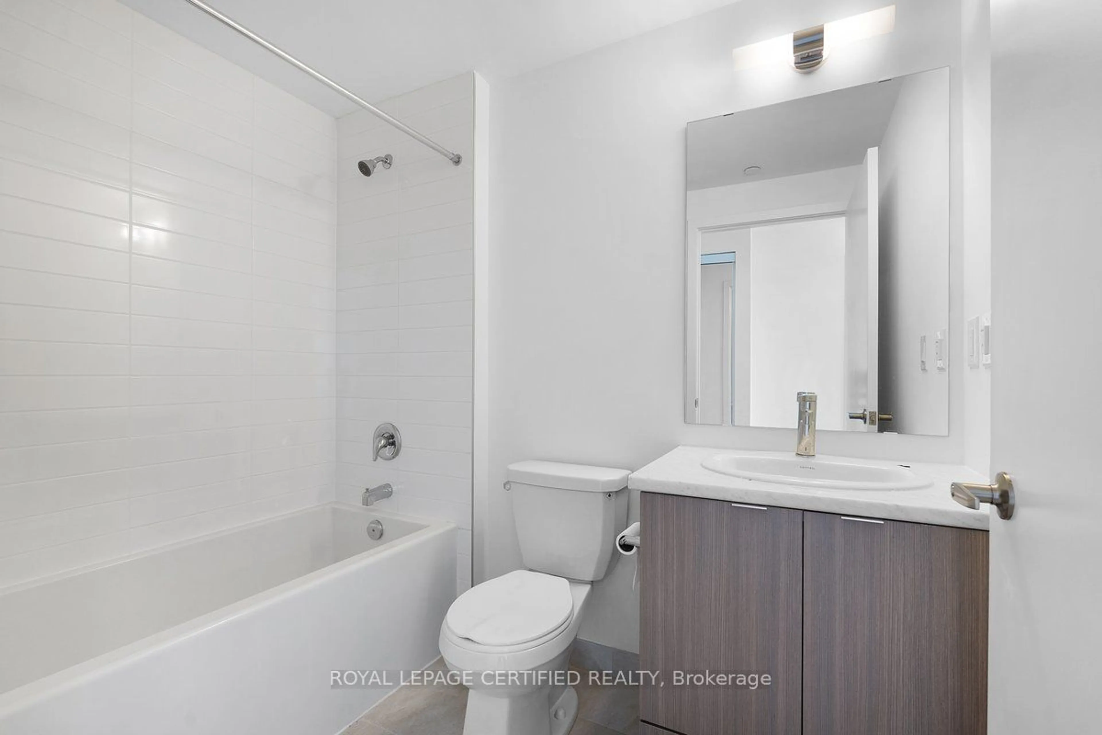 Standard bathroom, not visible floor for 165 Canon Jackson Dr #313, Toronto Ontario M6M 0C4