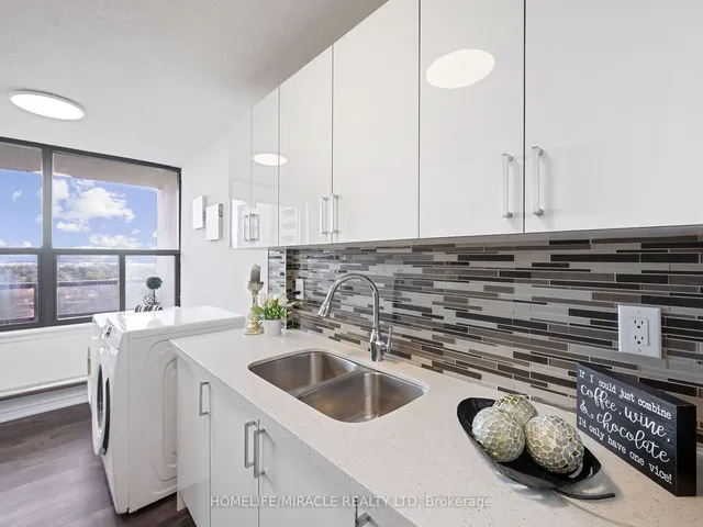 Additional property image - 4 Kings Cross Rd Unit 1511