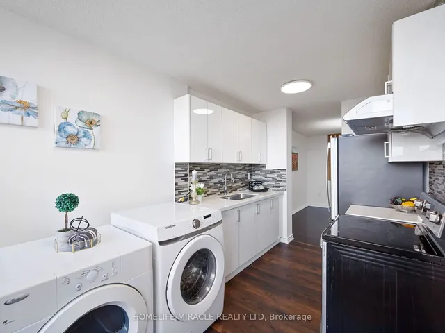 Additional property image - 4 Kings Cross Rd Unit 1511
