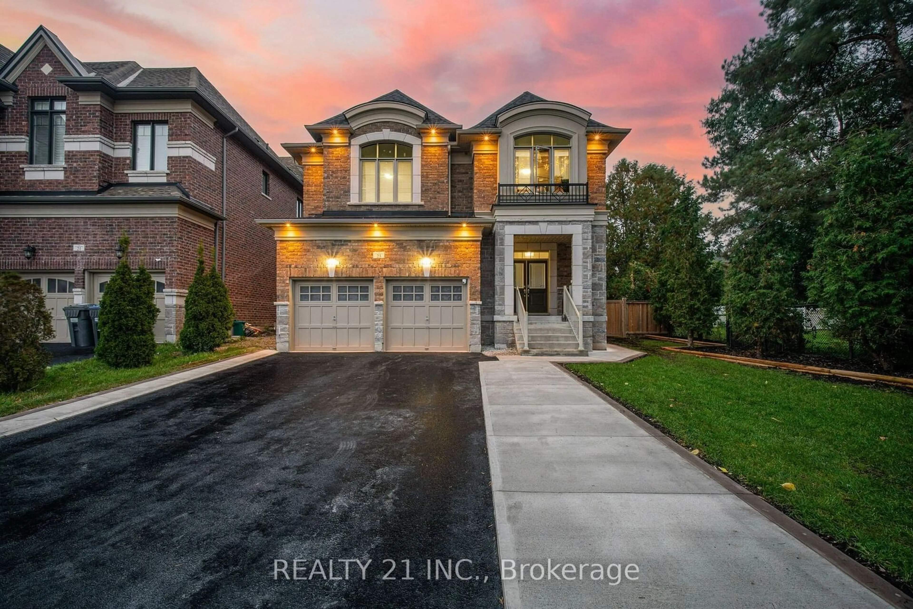 Frontside or backside of a home, the street view for 23 Covina Rd, Brampton Ontario L6X 5L2