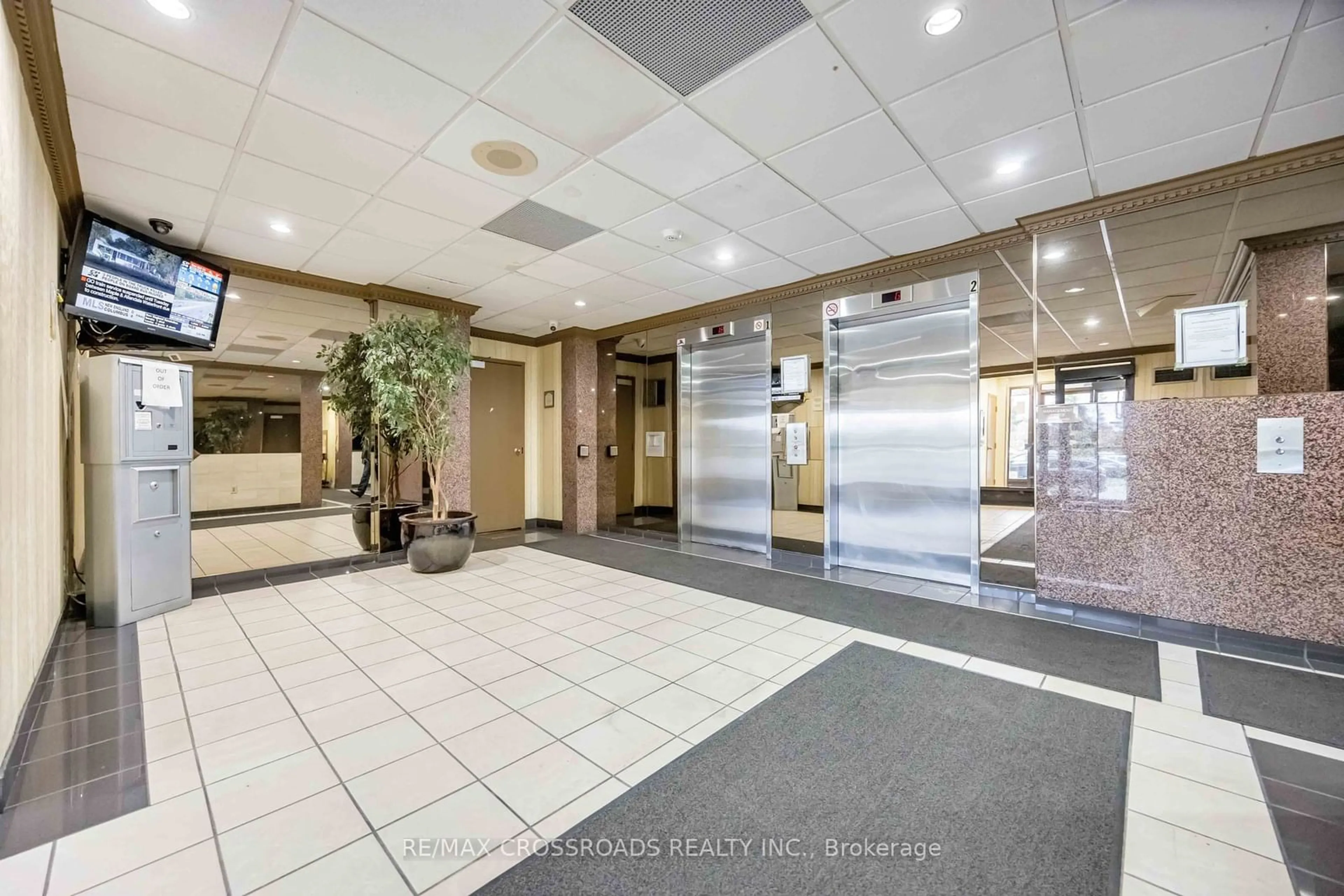 Indoor lobby, unknown floor for 10 Markbrook Lane #209, Toronto Ontario M9V 5E3