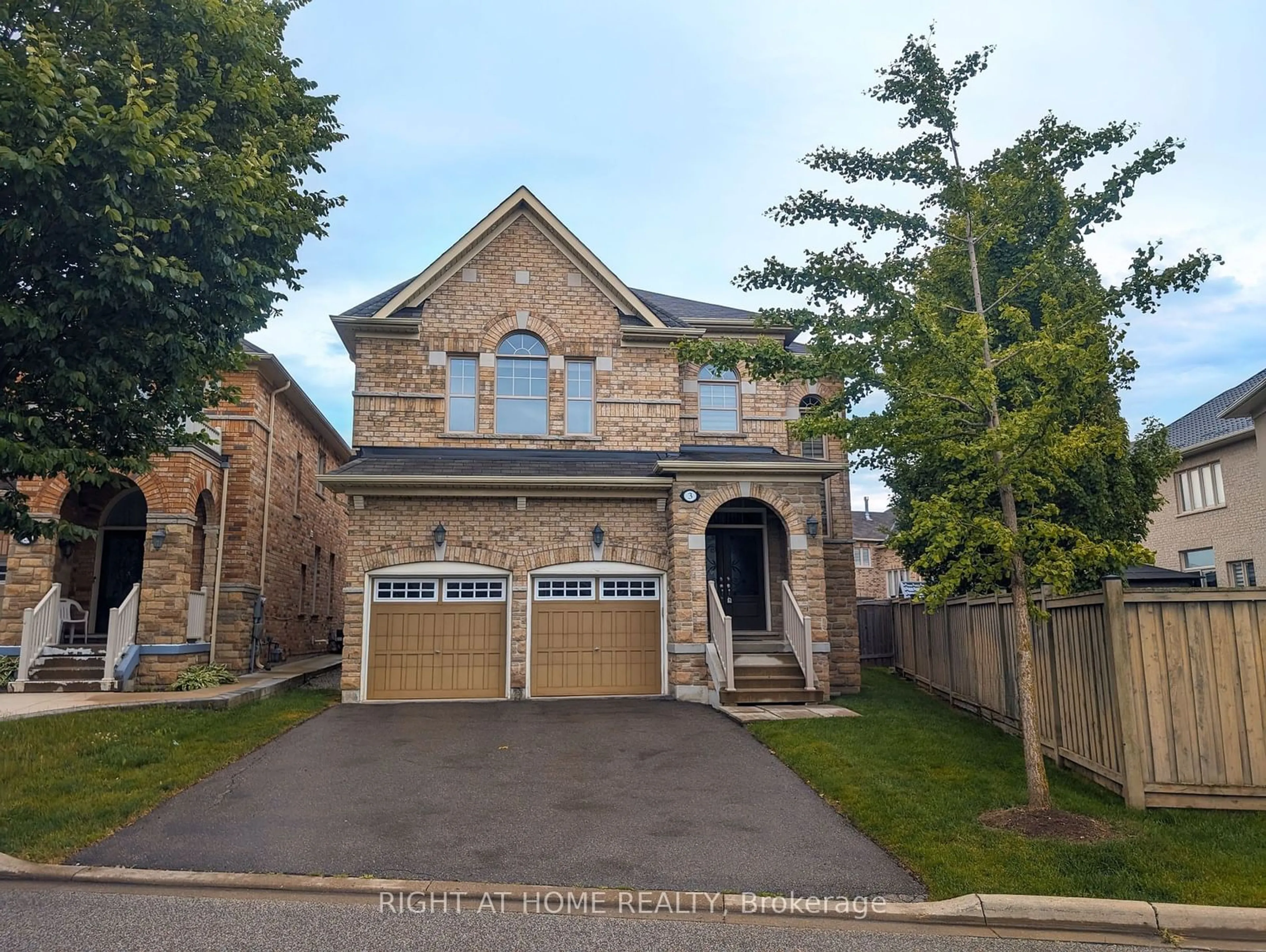 Frontside or backside of a home, the street view for 3 Mediterranean Cres, Brampton Ontario L6Y 0T4