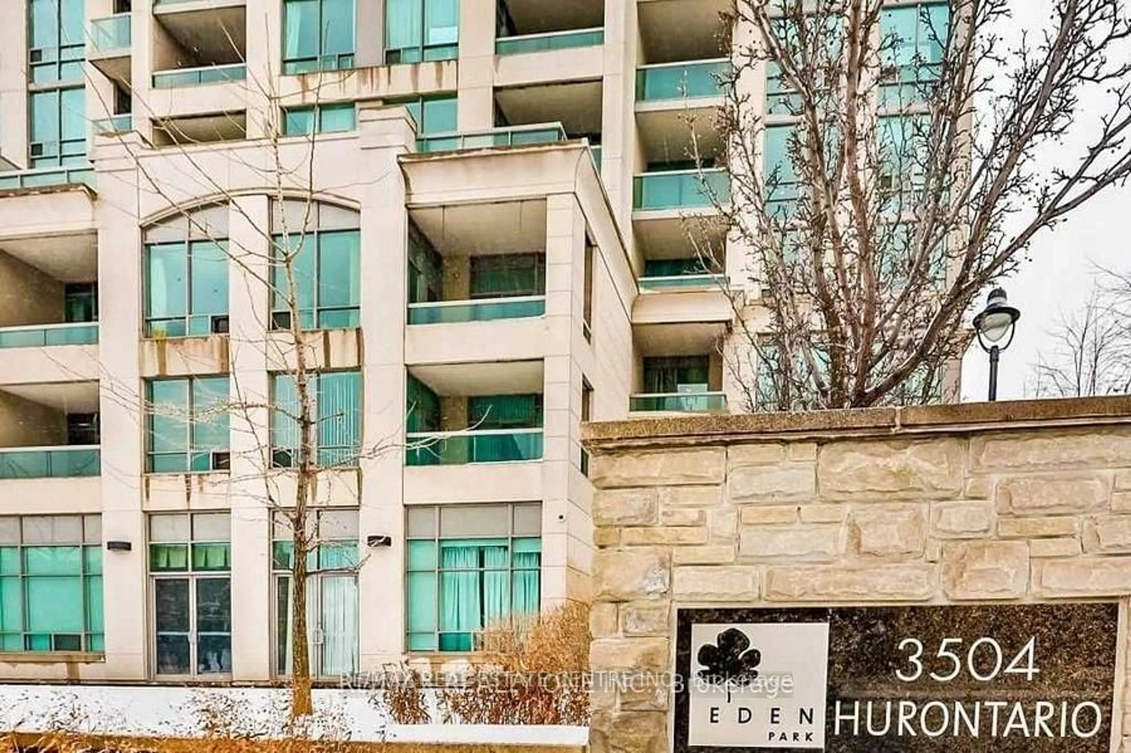 A pic from exterior of the house or condo, the front or back of building for 3504 Hurontario St #2101, Mississauga Ontario L5B 0B9