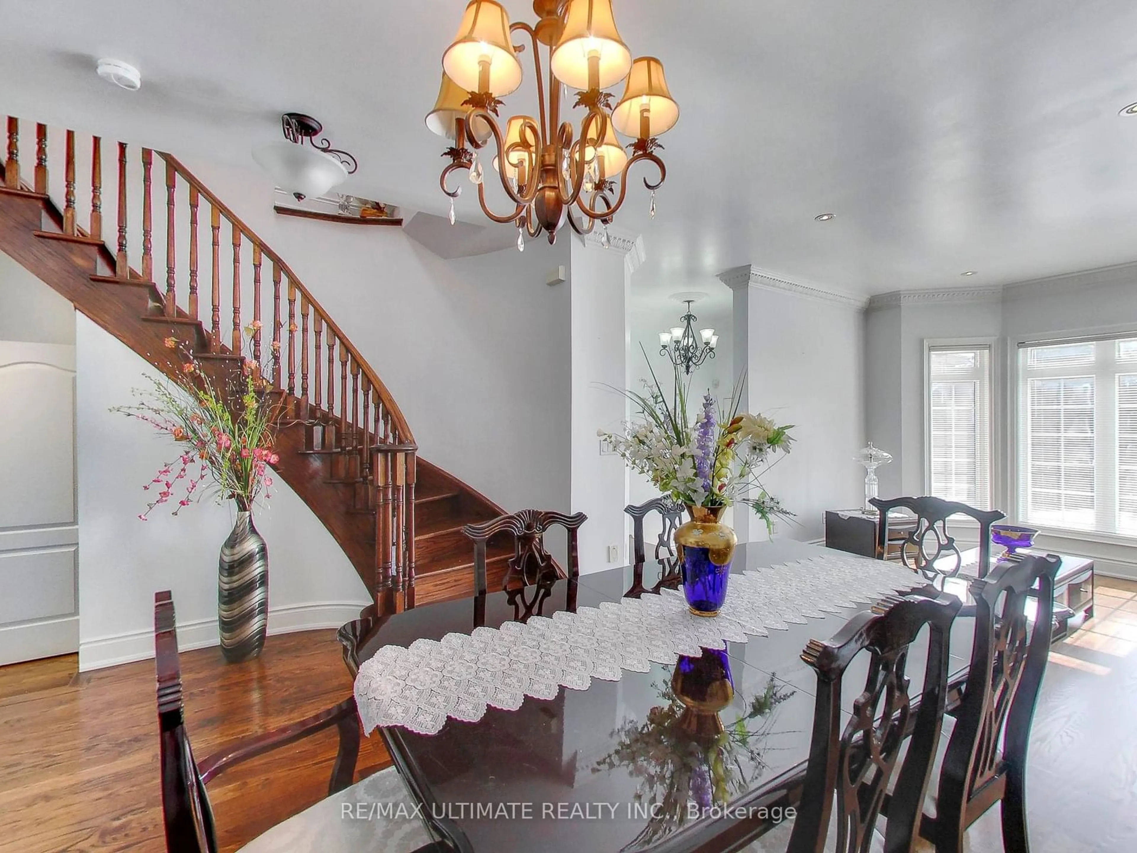 Dining room, wood floors, cottage for 26 Dynevor Rd, Toronto Ontario M6E 3X1