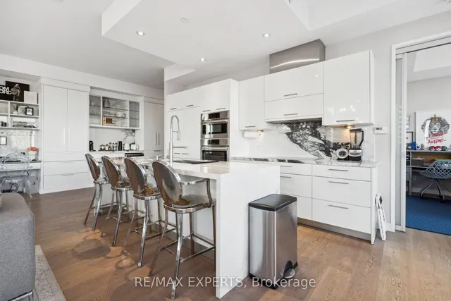 Additional property image - 90 Park Lawn Rd Unit 3007