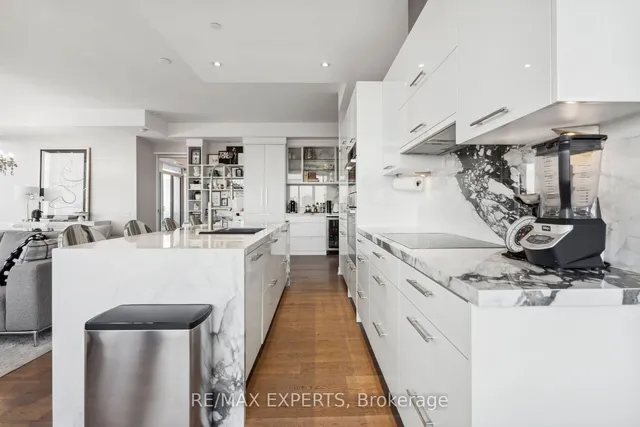 Additional property image - 90 Park Lawn Rd Unit 3007