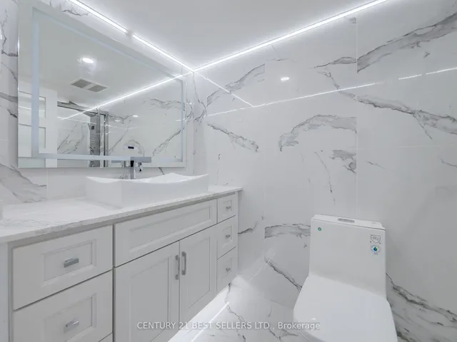 Additional property image - 3650 Kaneff Cres Unit 601