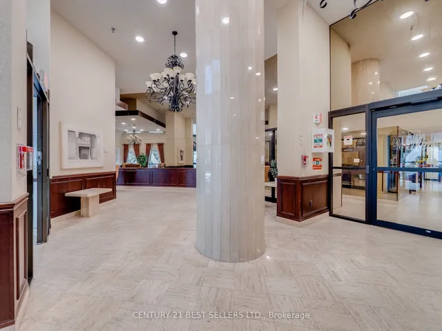 Additional property image - 3650 Kaneff Cres Unit 601