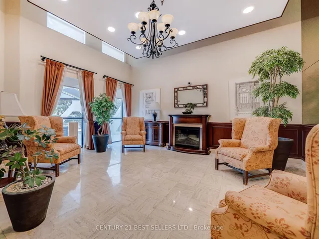 Additional property image - 3650 Kaneff Cres Unit 601