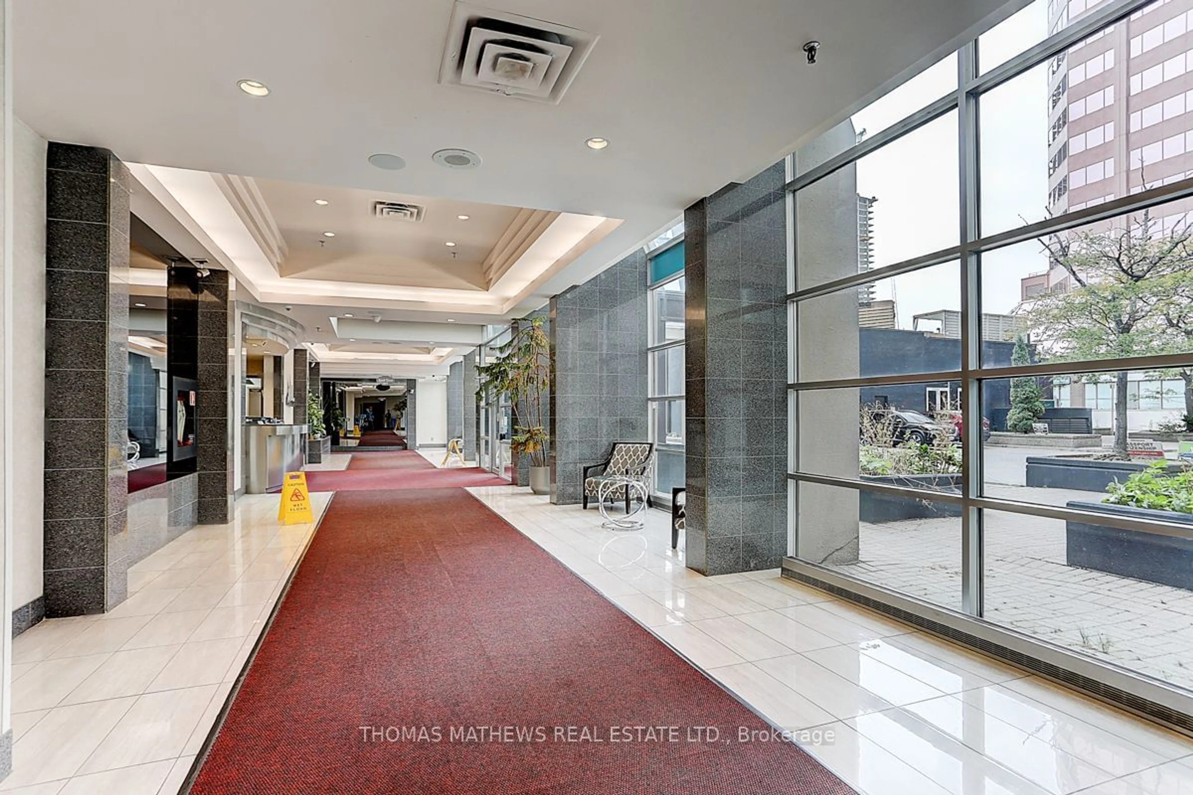 Indoor lobby, ceramic floors for 265 Enfield Pl #1503, Mississauga Ontario L5B 3Y7