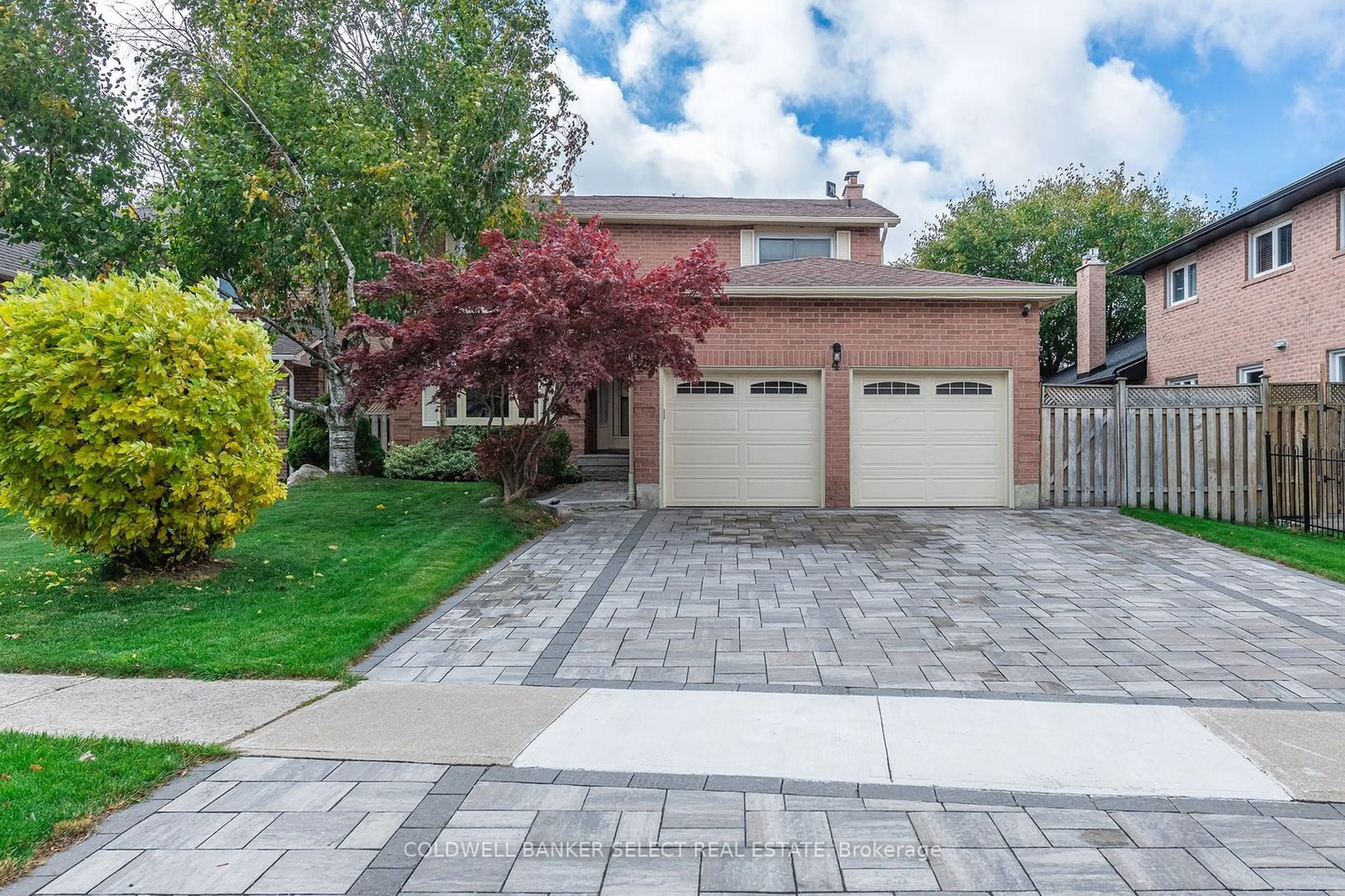 Home with brick exterior material for 4 Prescott Dr, Caledon Ontario L7E 1P6