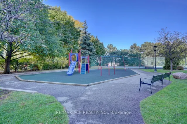 Additional property image - 3 Lisa St Unit 1401