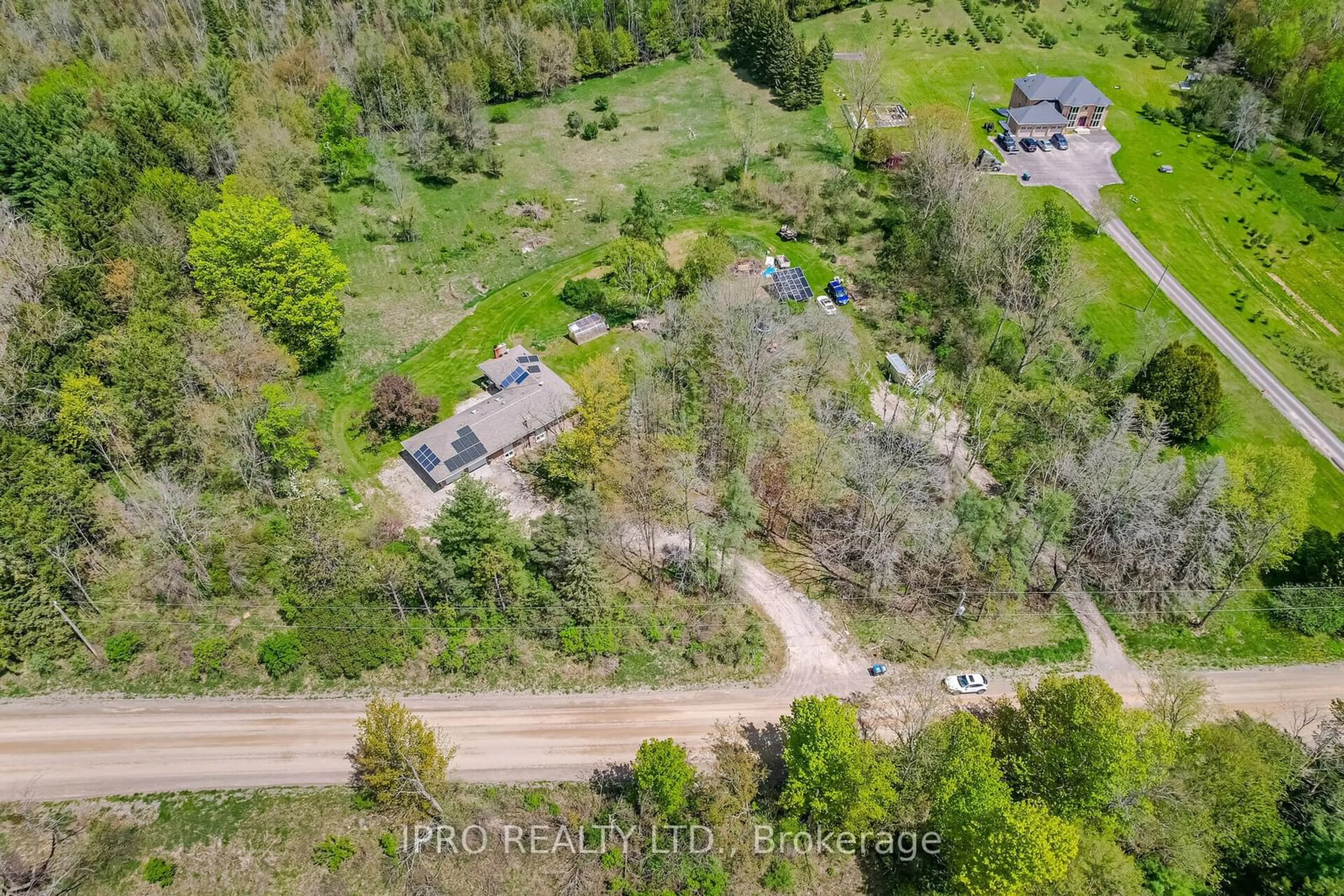 Shed for 18697 Centreville Creek Rd, Caledon Ontario L7K 2M2