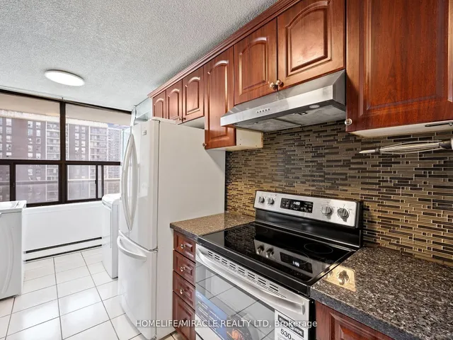 Additional property image - 4 Kings Cross Rd Unit 1412
