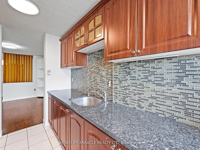 Additional property image - 4 Kings Cross Rd Unit 1412
