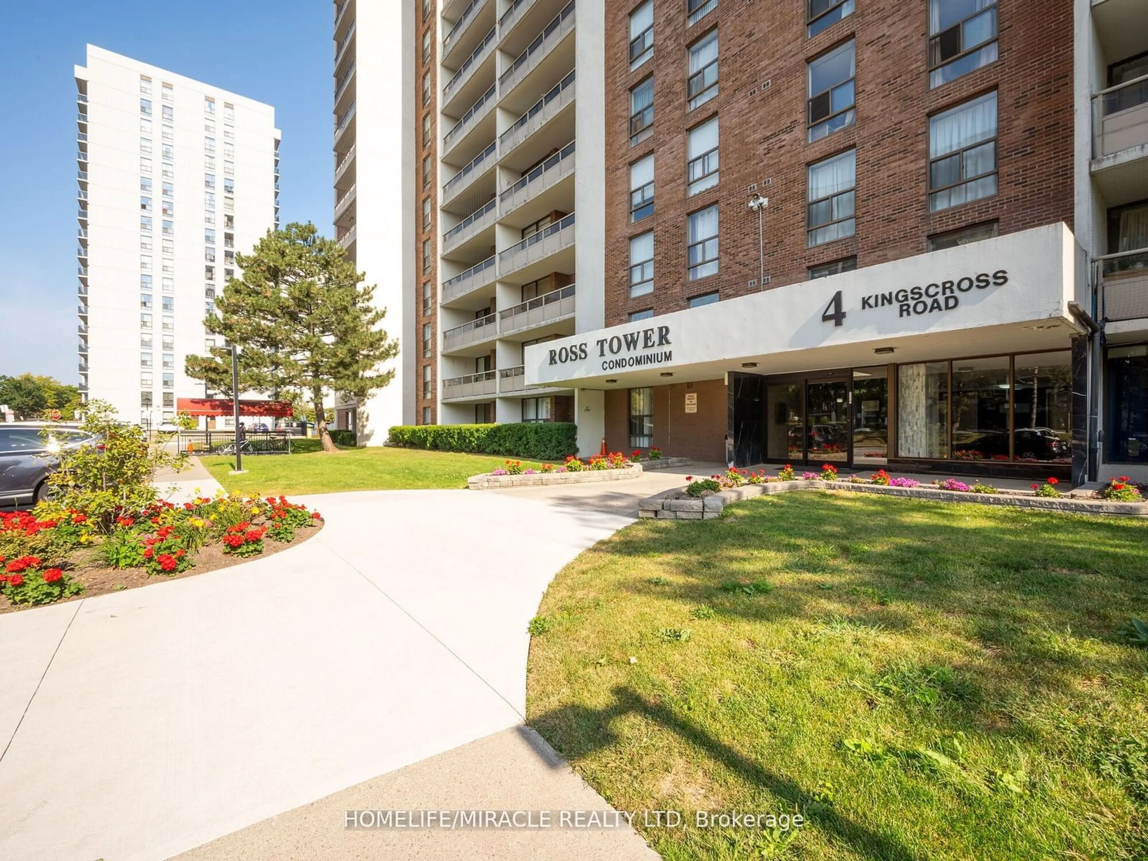 A pic from exterior of the house or condo, the front or back of building for 4 Kings Cross Rd #1412, Brampton Ontario L6T 3X8