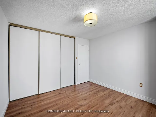 Additional property image - 4 Kings Cross Rd Unit 1412