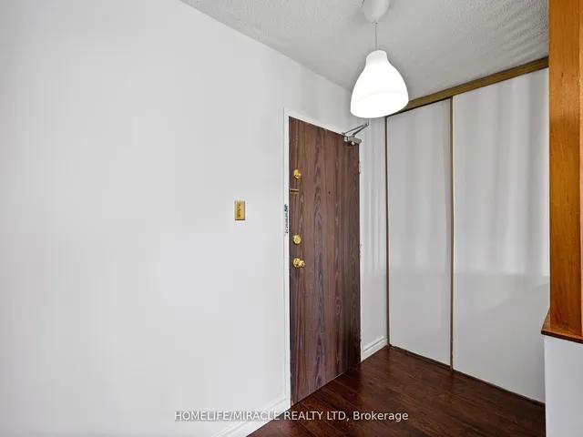 Additional property image - 4 Kings Cross Rd Unit 1412