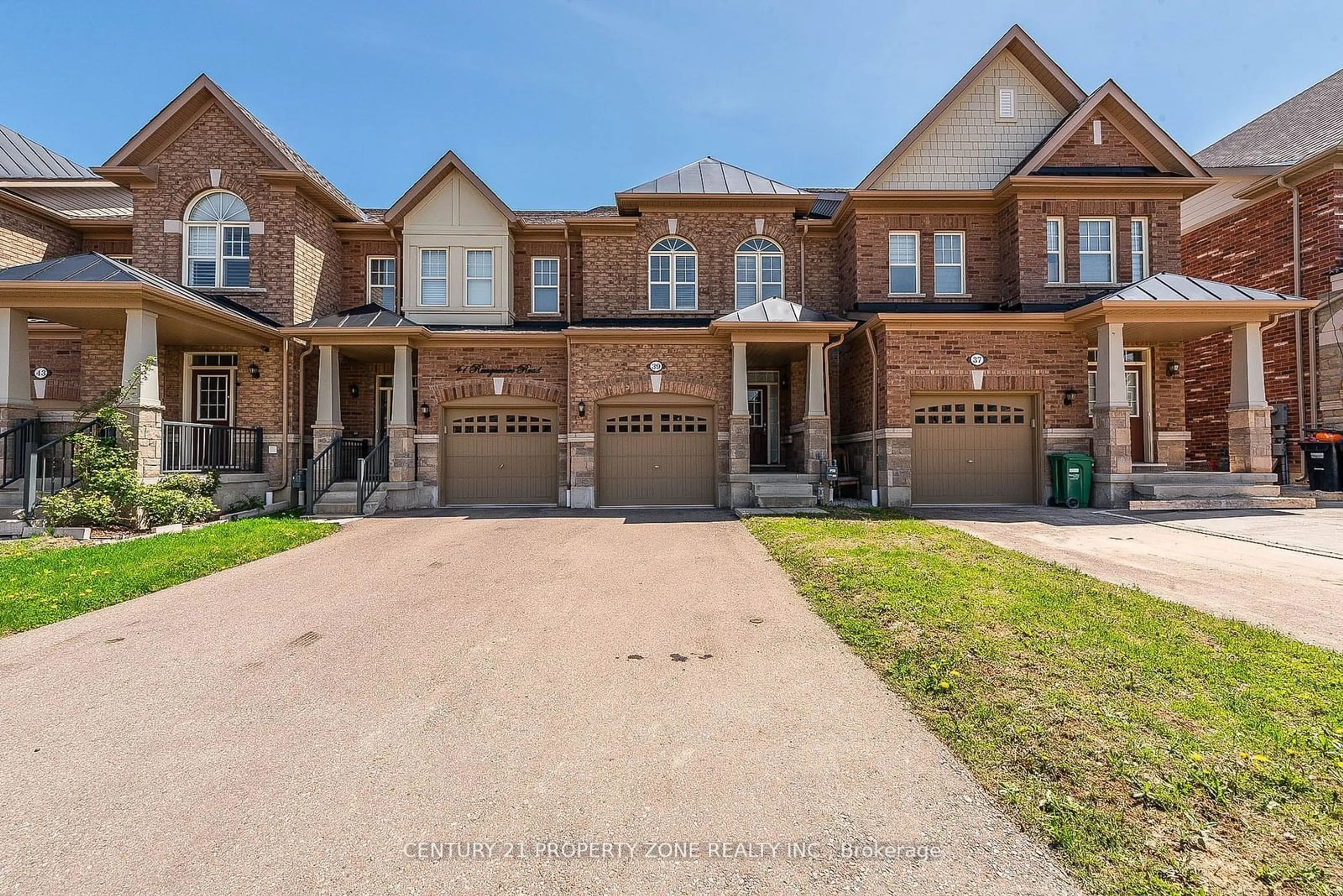 A pic from exterior of the house or condo, the street view for 39 Rangemore Rd, Brampton Ontario L7A 0B2