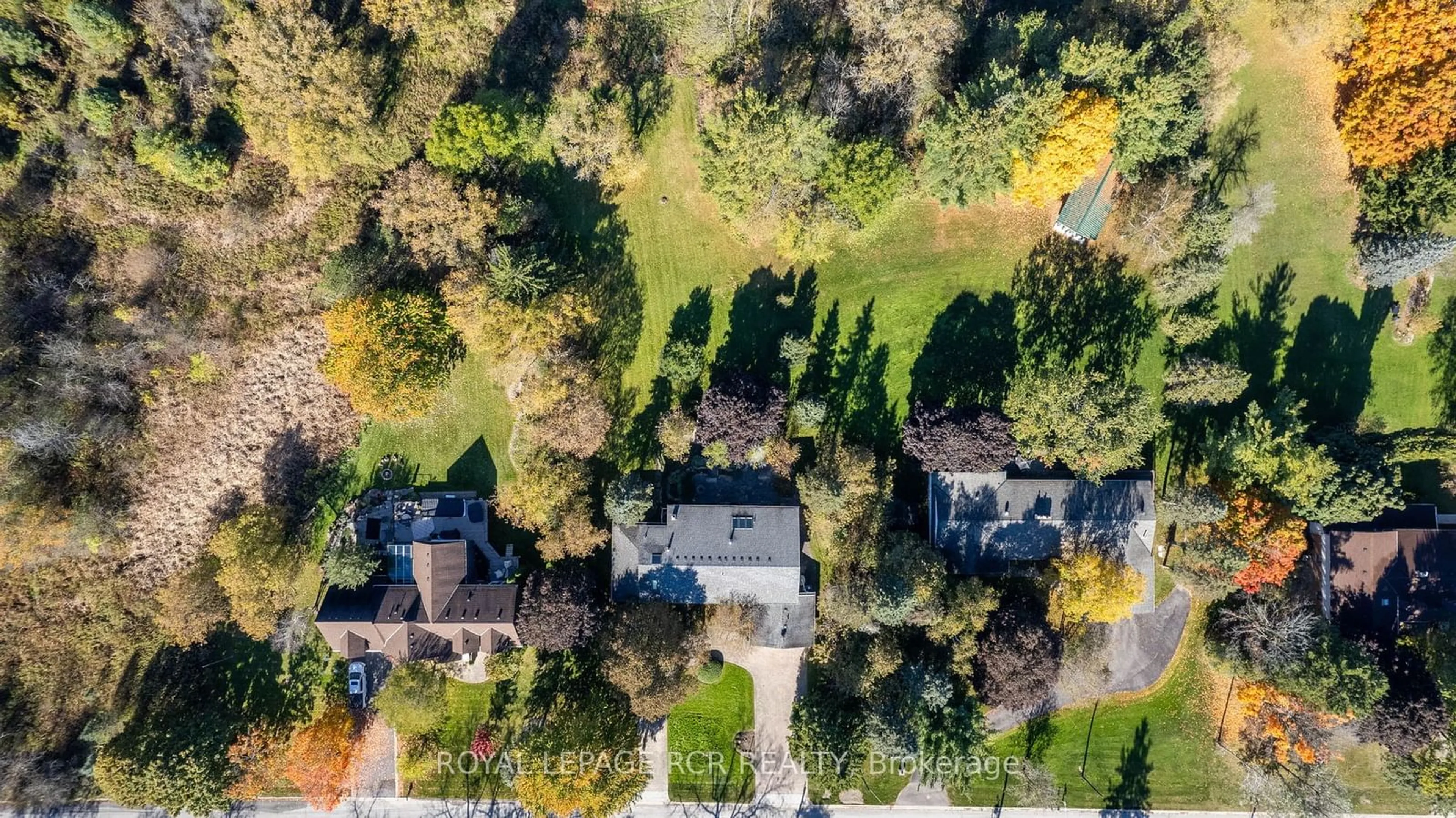 Frontside or backside of a home, the street view for 149 Old King Rd, Caledon Ontario L7E 4B6