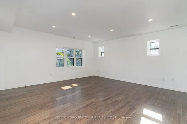 Additional property image - 298 South Kingsway