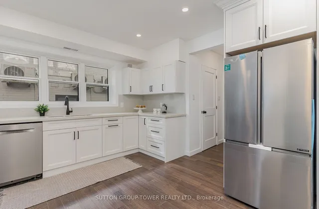 Additional property image - 298 South Kingsway