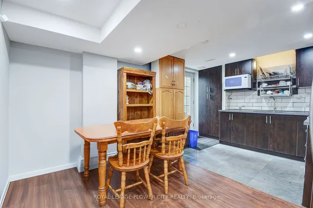 Additional image 10 of 4 Chadwick St