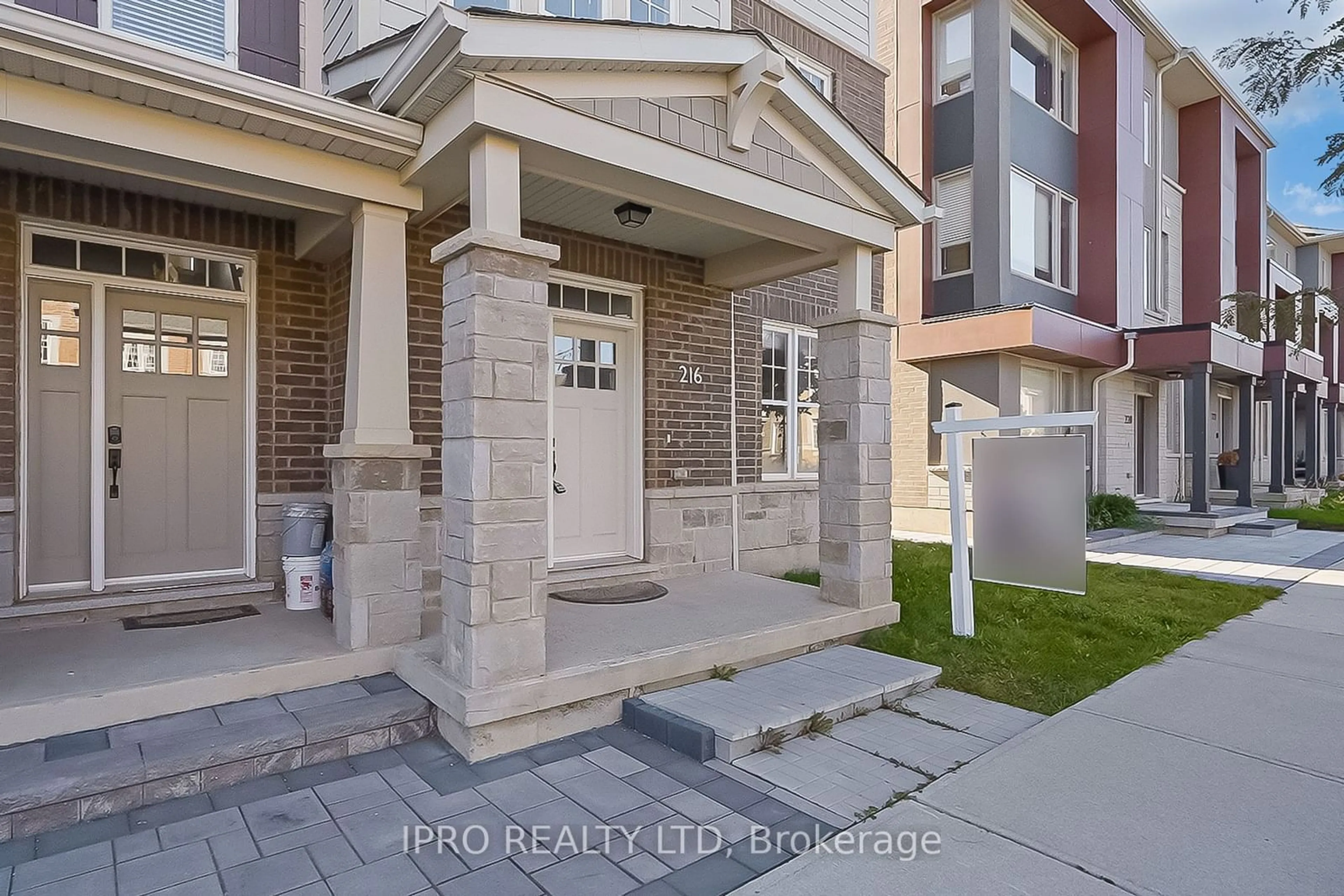 A pic from exterior of the house or condo, the street view for 216 Harold Dent Tr, Oakville Ontario L6M 1S2