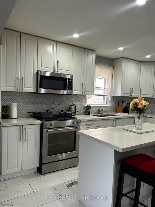 Additional property image - 51 Foxwell St