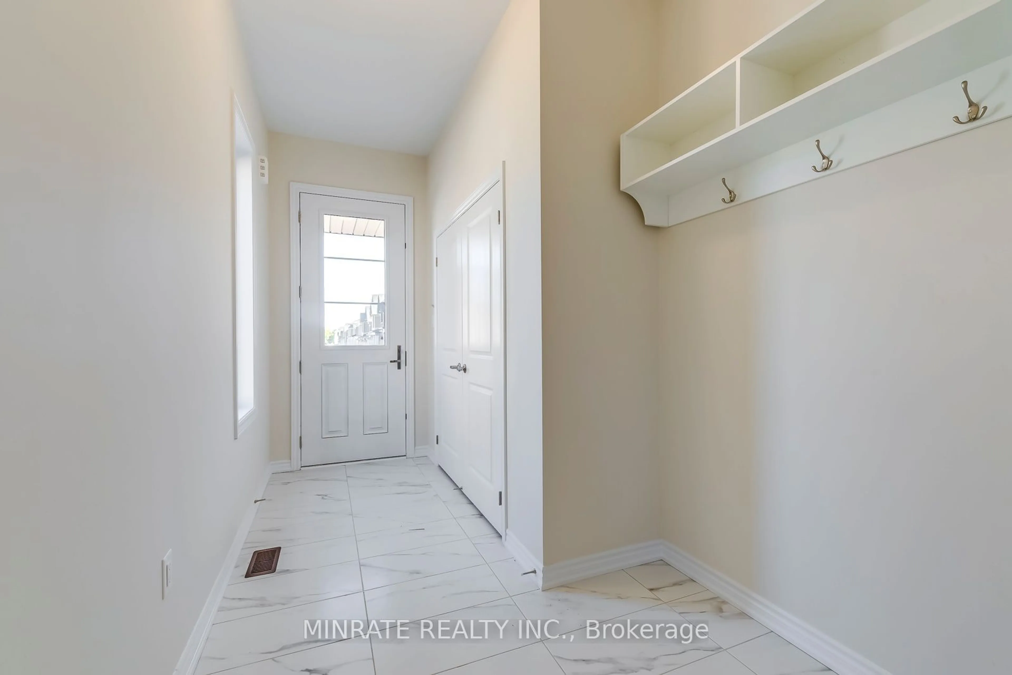 Indoor entryway, not visible floor for 2104 Ellerston Common, Burlington Ontario L7P 0V6