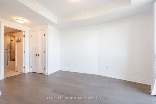 Additional property image - 2060 Lakeshore Rd Unit 406