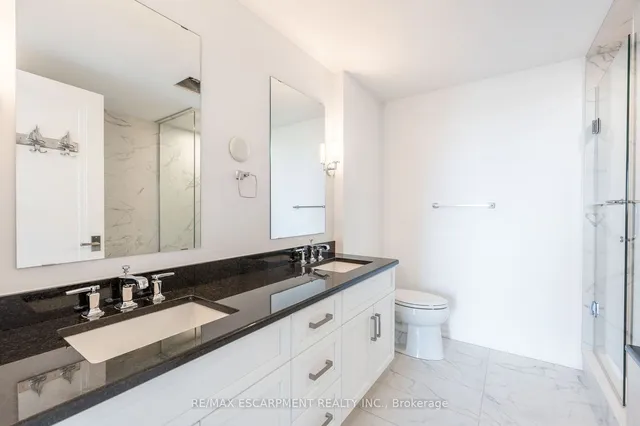 Additional property image - 2060 Lakeshore Rd Unit 406