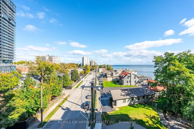 Additional property image - 2060 Lakeshore Rd Unit 406