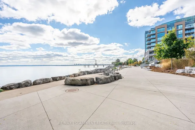 Additional property image - 2060 Lakeshore Rd Unit 406