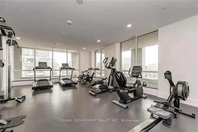 Additional property image - 2060 Lakeshore Rd Unit 406