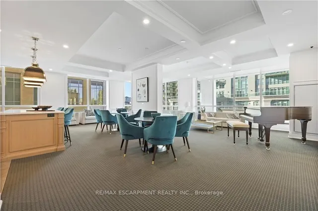Additional property image - 2060 Lakeshore Rd Unit 406