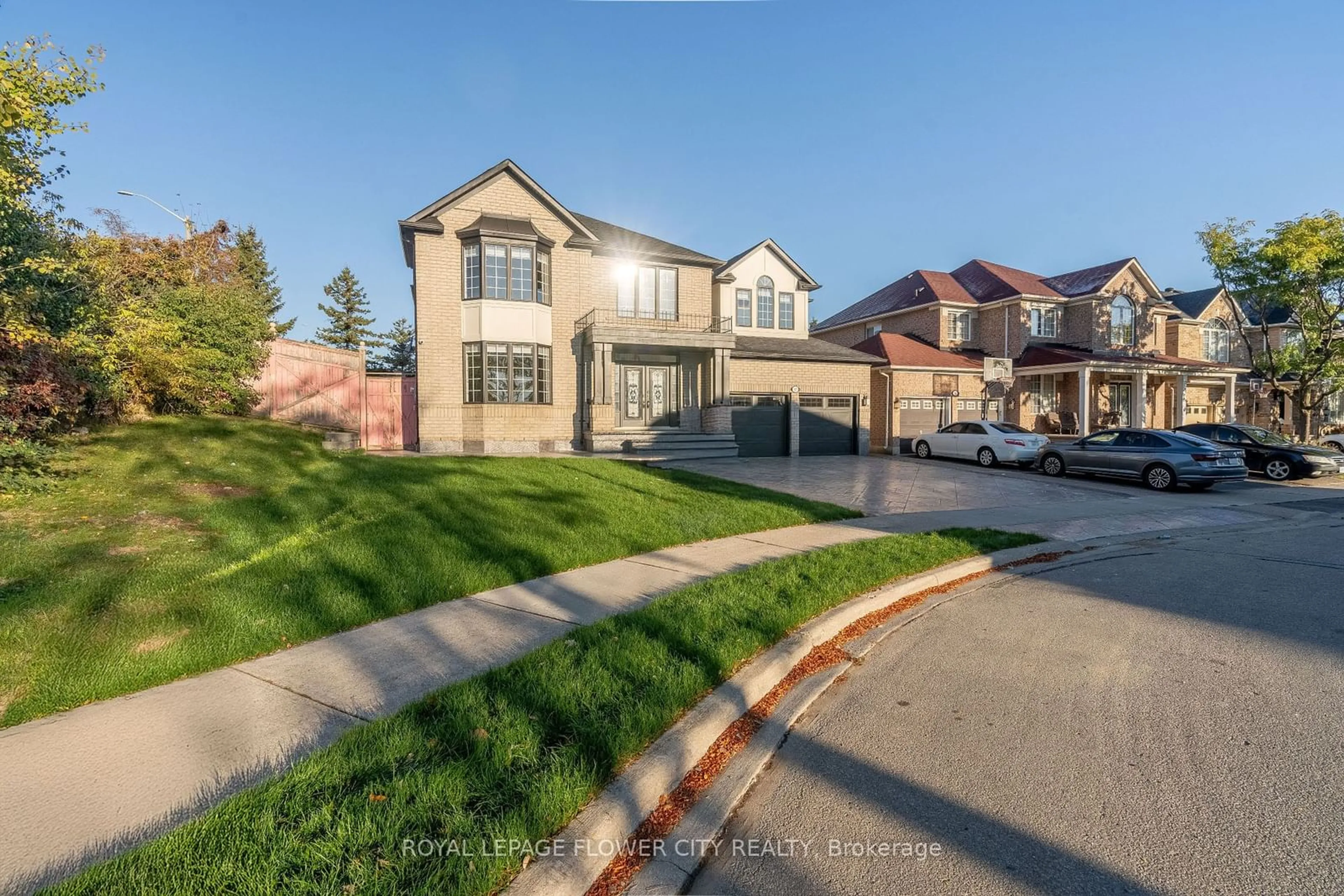 Frontside or backside of a home, the street view for 57 Sparta Dr, Brampton Ontario L6P 1H9